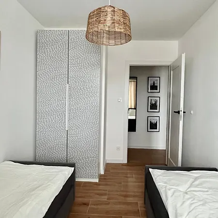 Przytuly 4, Self Check In, Parking, Blisko Lotniska