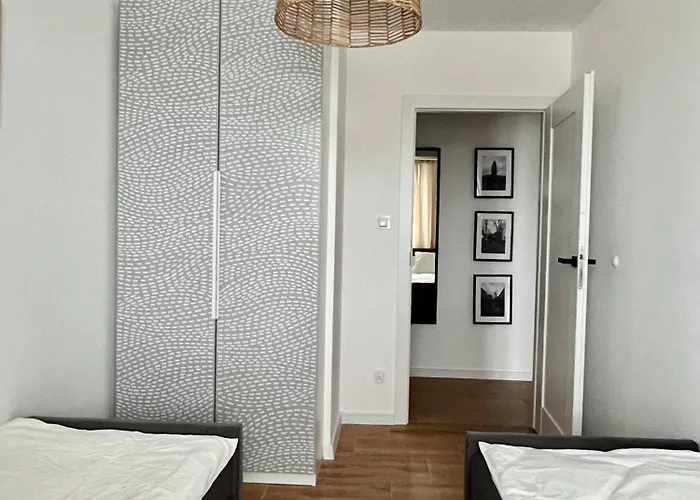 Przytuly 4, Self Check In, Parking, Blisko Lotniska